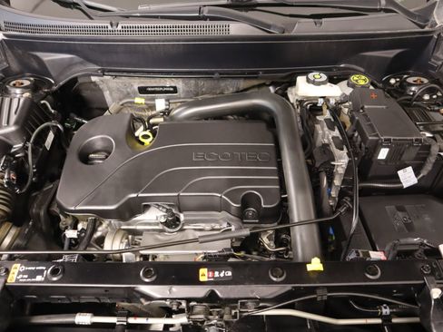 Used 2023 Chevrolet Equinox LT w/ Driver Convenience Package image 19