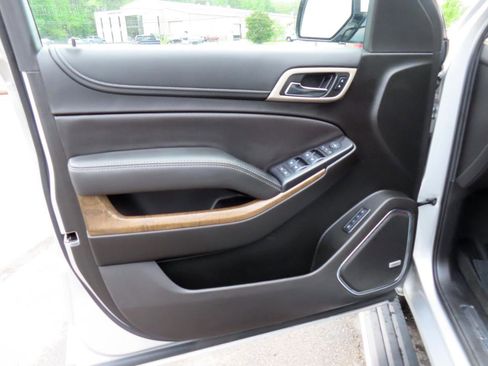 Used 2018 GMC Yukon Denali w/ Denali Ultimate Package AWD/4WD image 17