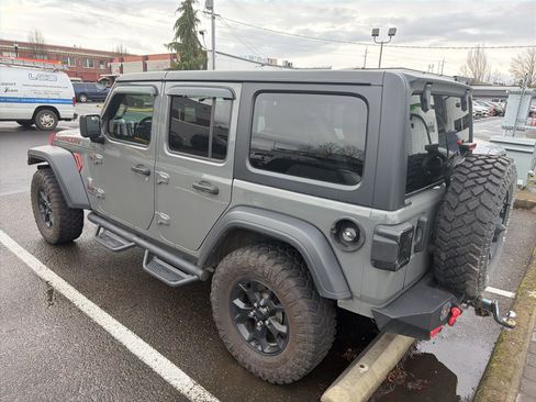 Used 2020 Jeep Wrangler Unlimited Sport image 36