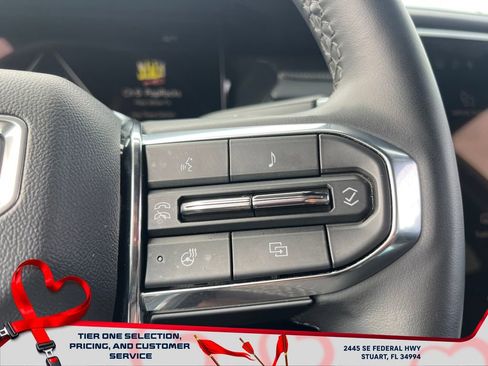 Certified 2025 GMC Acadia Elevation image 25