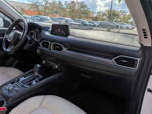 Used 2017 MAZDA CX-5 Touring w/ Preferred Equipment Package image 15