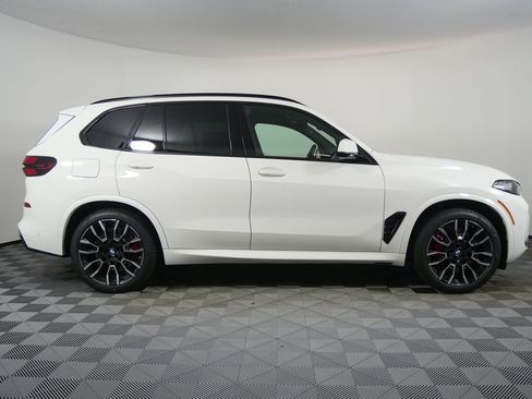 Certified 2026 BMW X5 xDrive50e w/ M Sport Package image 2
