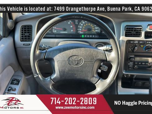 Used 2002 Toyota 4Runner SR5 AWD/4WD image 19