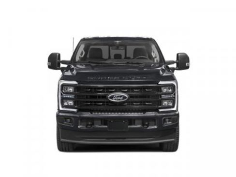 Used 2024 Ford F250 XLT w/ Black Appearance Package AWD/4WD image 4