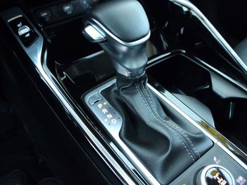 Used 2022 Kia Sorento SX Prestige image 25