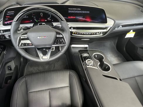 New 2026 Cadillac Lyriq V image 14