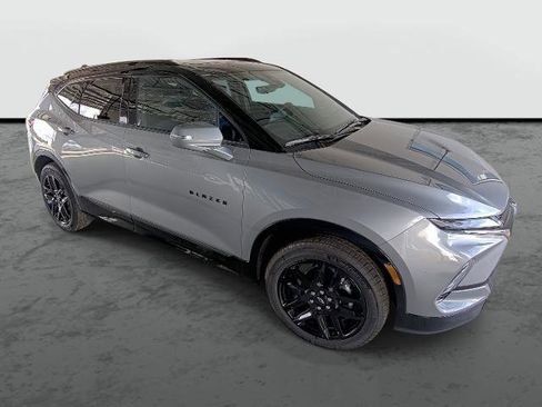 New 2025 Chevrolet Blazer RS w/ Driver Confidence II Package image 4