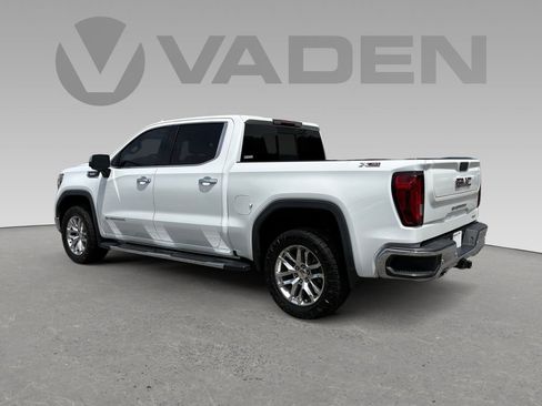 Used 2021 GMC Sierra 1500 SLT w/ SLT Premium Plus Package AWD/4WD image 17