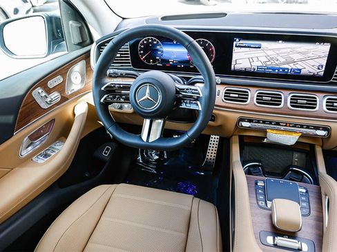 New 2026 Mercedes-Benz GLS 450 4MATIC image 14
