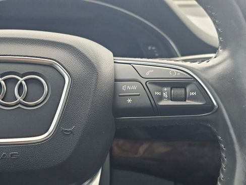 Used 2018 Audi Q7 3.0T Prestige w/ Prestige Package image 27