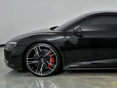 Used 2022 Audi R8 V10 performance AWD/4WD image 6