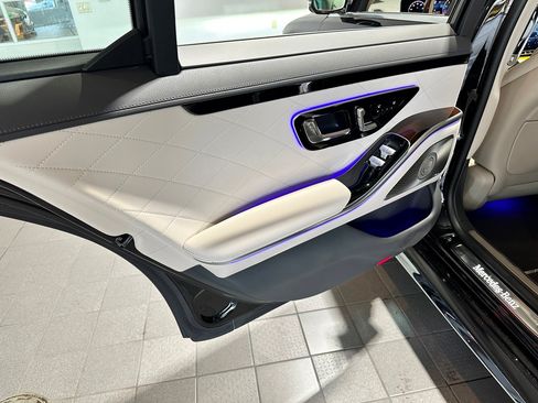 Used 2026 Mercedes-Benz S 500 4MATIC image 30