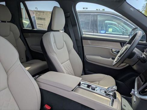 New 2026 Volvo XC90 T8 Plus w/ Protection Package Premier image 14