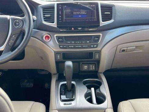 Used 2018 Honda Pilot EX-L image 3