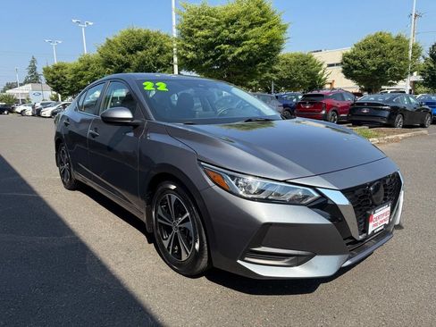 Certified 2022 Nissan Sentra SV w/ Trunk Package FWD image 5