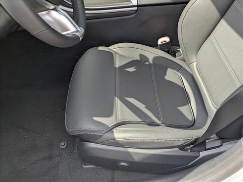 Certified 2025 Mercedes-Benz C 300 Sedan image 4