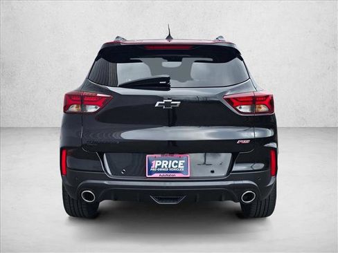 Used 2021 Chevrolet TrailBlazer RS w/ Sun and Liftgate Package image 4