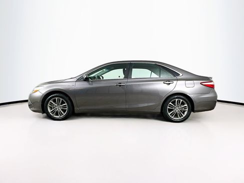 Used 2015 Toyota Camry SE image 4