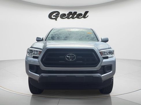 Used 2022 Toyota Tacoma SR AWD/4WD image 2