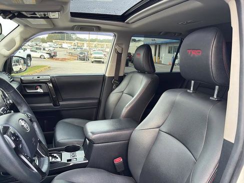 Used 2020 Toyota 4Runner Venture w/ Moonroof Package image 14