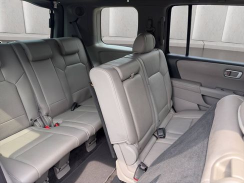 Used 2011 Honda Pilot EX-L image 16