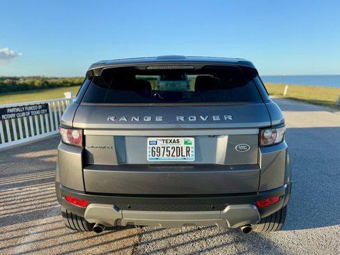 Used 2015 Land Rover Range Rover Evoque Pure Plus image 6