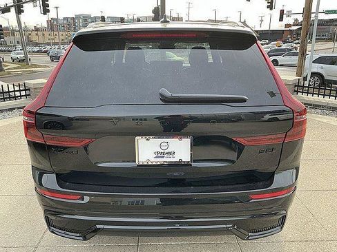 New 2026 Volvo XC60 B5 Ultra w/ Climate Package AWD/4WD image 9