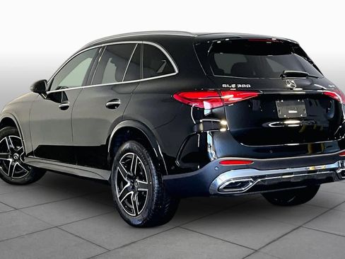 New 2026 Mercedes-Benz GLC 300 4MATIC image 3