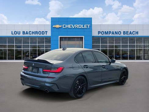 Used 2020 BMW 330i Sedan w/ M Sport Package RWD image 3