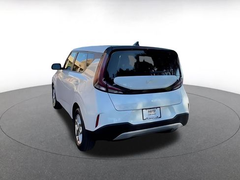 Used 2025 Kia Soul LX w/ LX Technology Package image 11