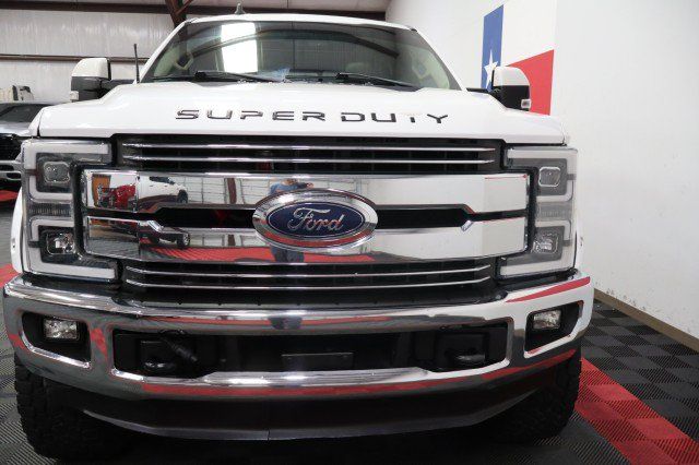 Used 2019 Ford F250 Lariat w/ Lariat Value Package AWD/4WD image 18