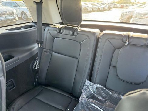 New 2025 Lincoln Aviator Reserve w/ Equipment Group 201A image 13