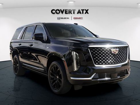 Used 2025 Cadillac Escalade Premium Luxury w/ LPO, Floor Liner Package image 9