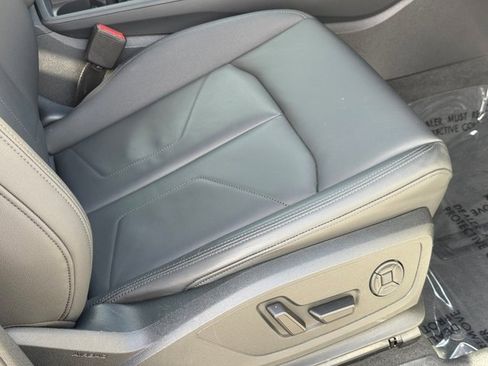 Certified 2025 Audi Q3 2.0T Premium Plus w/ Premium Plus Package image 15