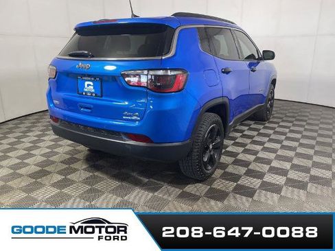 Used 2021 Jeep Compass Latitude w/ Driver Assistance Group AWD/4WD image 7