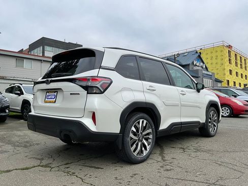 New 2026 Subaru Forester Touring image 8