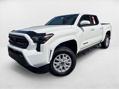 New 2025 Toyota Tacoma SR5
