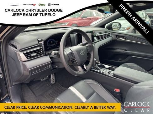 Used 2025 Toyota Camry SE image 16