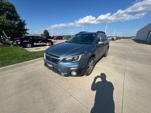 Used 2018 Subaru Outback 2.5i Limited w/ 50th Anniversary Edition AWD/4WD image 8