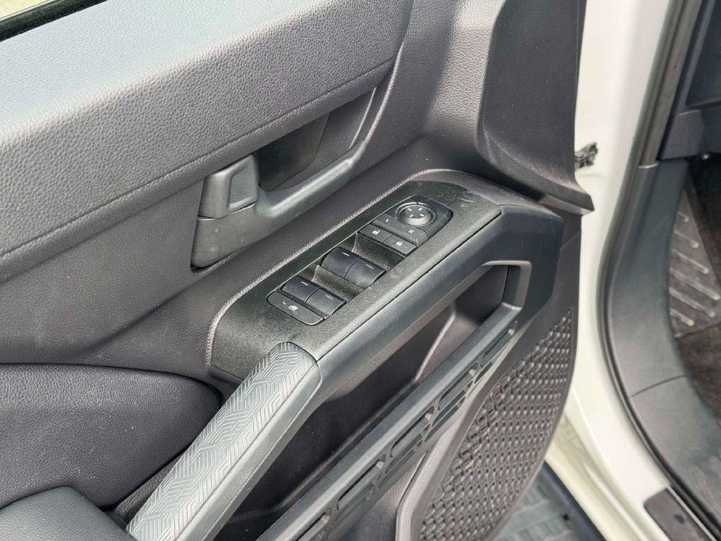 Used 2025 Toyota 4Runner SR5 AWD/4WD image 18