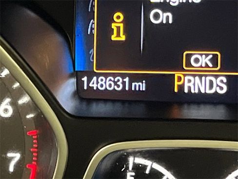 Used 2017 Ford Focus SEL w/ Cold Weather Package image 23