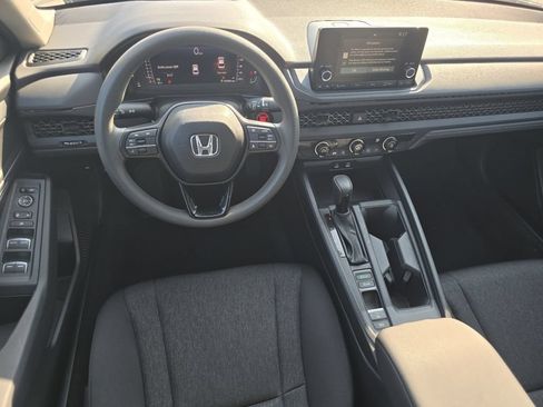 Certified 2025 Honda Accord LX image 21