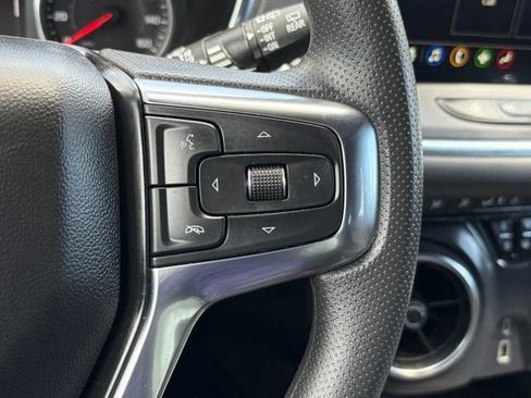 Used 2025 Chevrolet Blazer LT FWD image 21