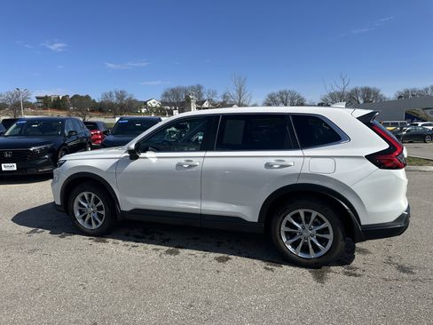 Used 2024 Honda CR-V EX image 6