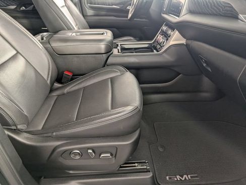 Certified 2024 GMC Yukon XL Denali AWD/4WD image 37