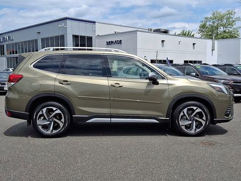 Used 2023 Subaru Forester Touring AWD/4WD image 7