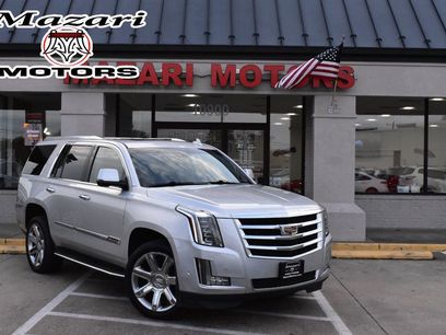 Used 2017 Cadillac Escalade Luxury