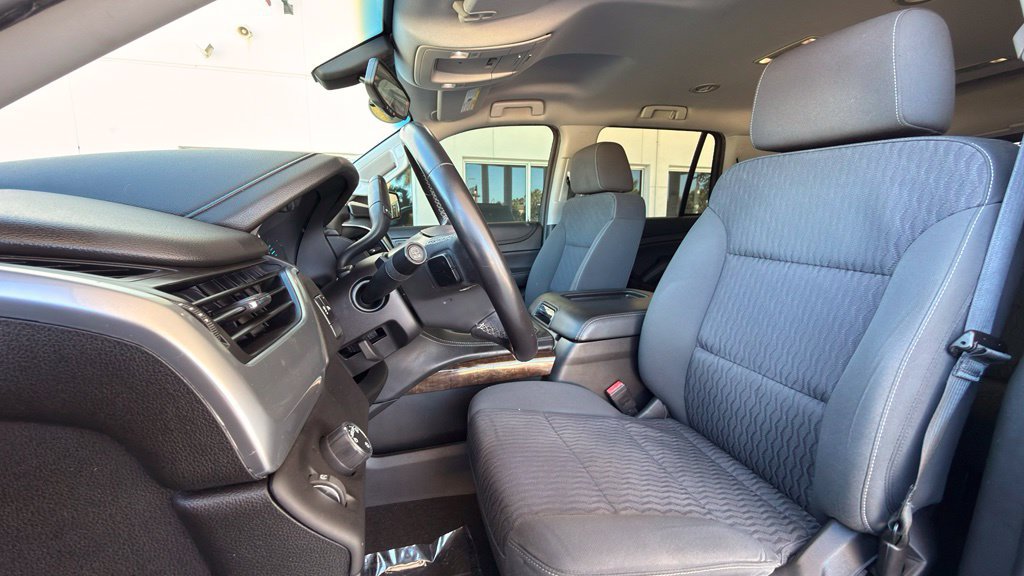 Used 2018 Chevrolet Tahoe LS RWD image 4