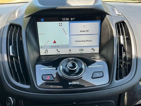 Used 2019 Ford Escape Titanium AWD/4WD image 20