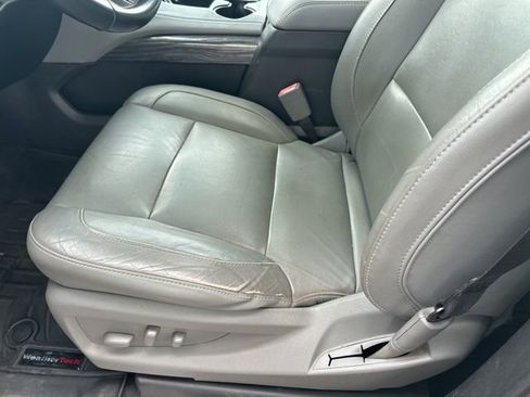 Used 2019 Chevrolet Tahoe LT RWD image 14